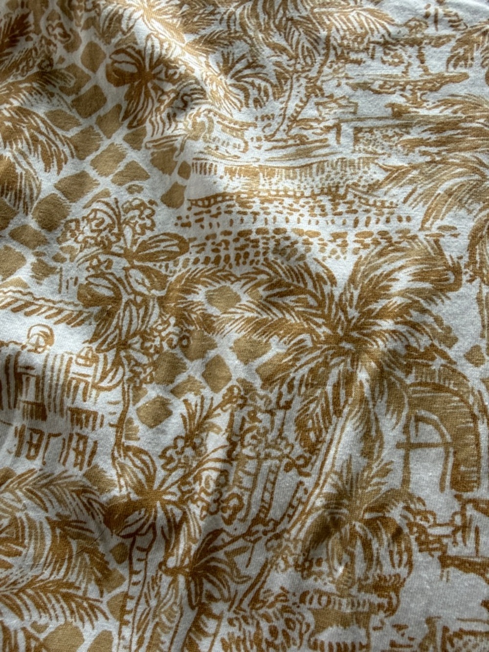 Lilly Pulitzer Sleeveless V-Neck dress - Picture 3 of 4